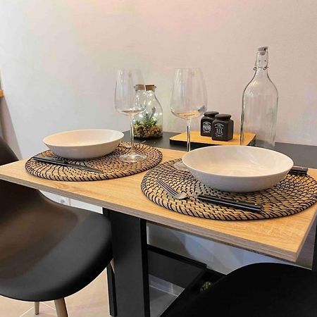 Le Duplex - Gare / Tram / Netflix Apartman Fontaine  Kültér fotó