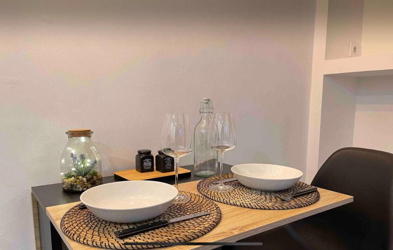 Le Duplex - Gare / Tram / Netflix Apartman Fontaine  Kültér fotó