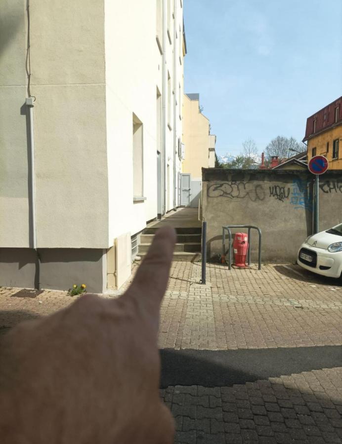 Le Duplex - Gare / Tram / Netflix Apartman Fontaine  Kültér fotó